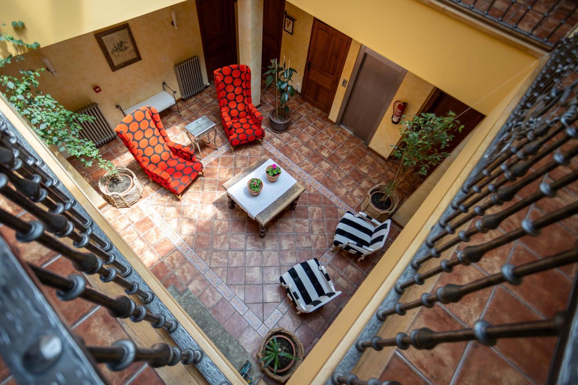 Hotel De Ábalos